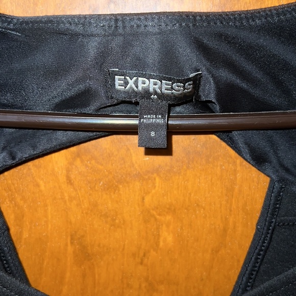 Ultimate LBD! - Picture 3 of 4